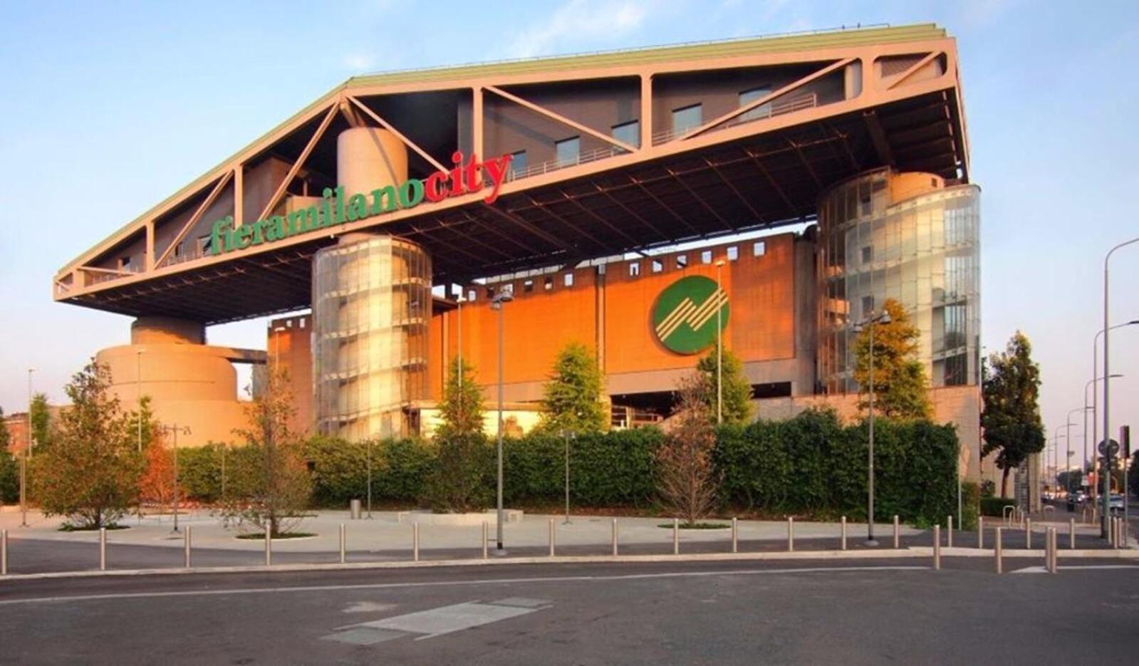 Nice Apartment Near San Siro Milan Luaran gambar